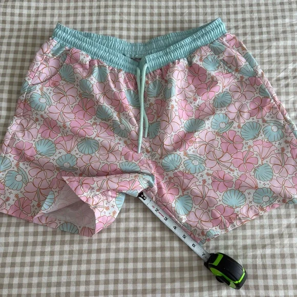 Caden Land family matching swimwear set - Picture 17 of 17